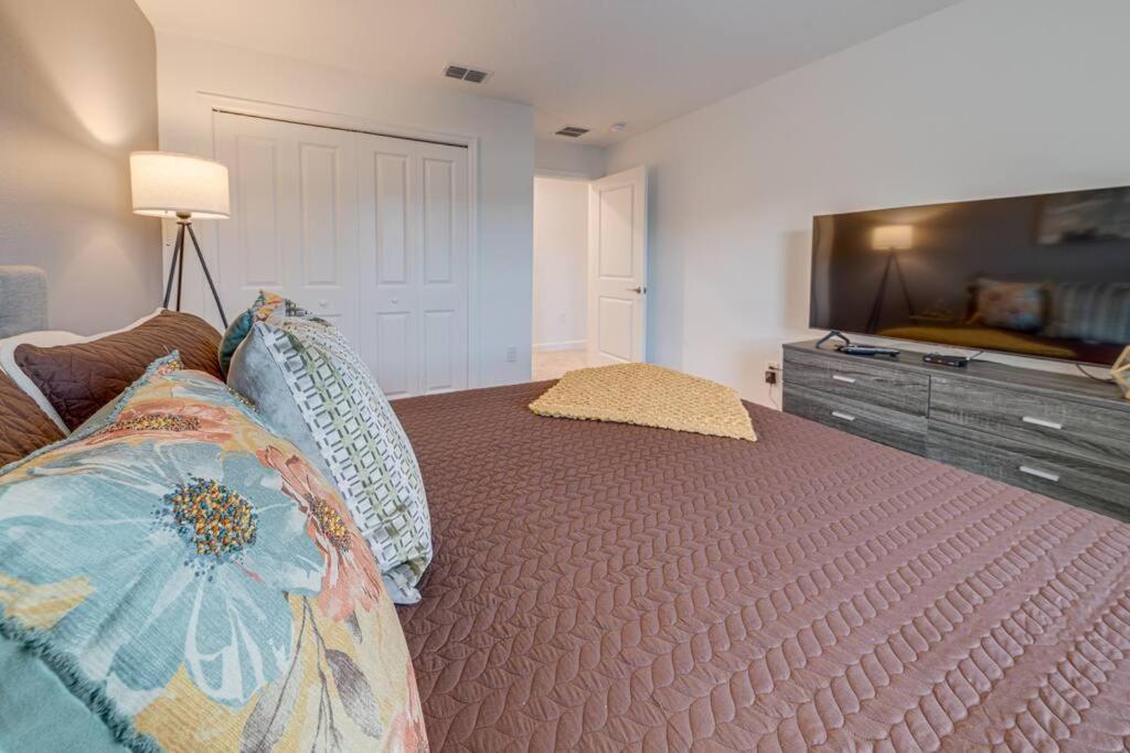 Newly Listed Townhouse Storey Lake, Free Waterpark Kissimmee Extérieur photo