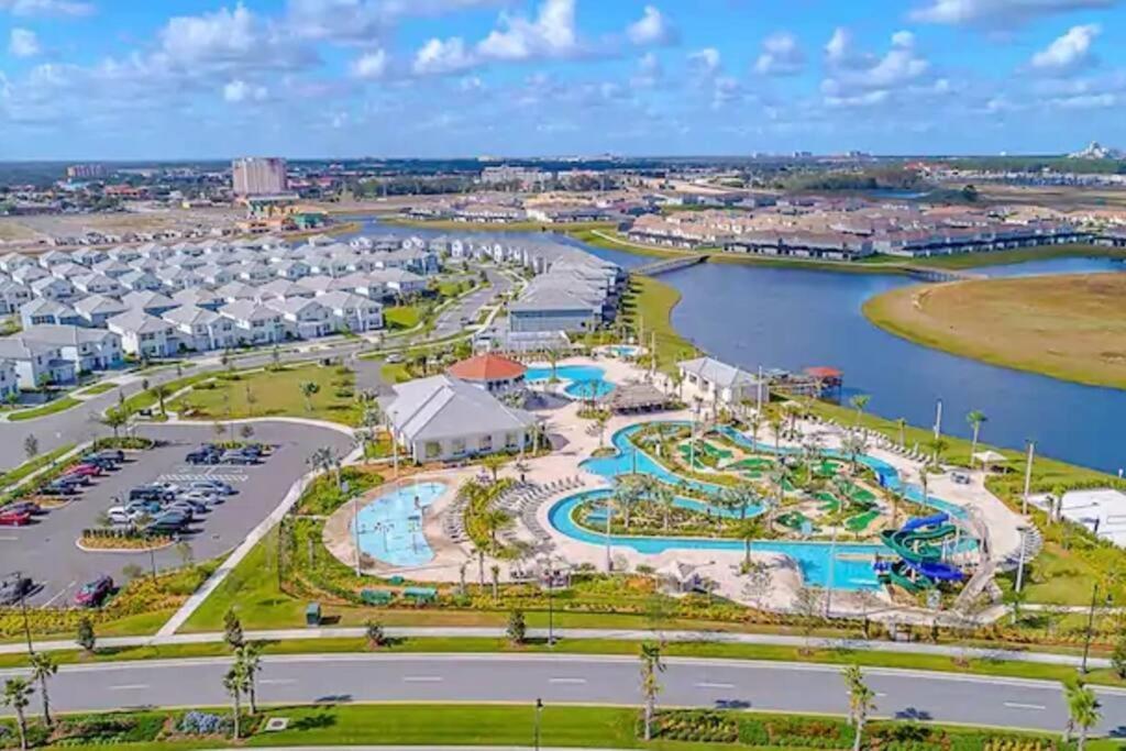Newly Listed Townhouse Storey Lake, Free Waterpark Kissimmee Extérieur photo