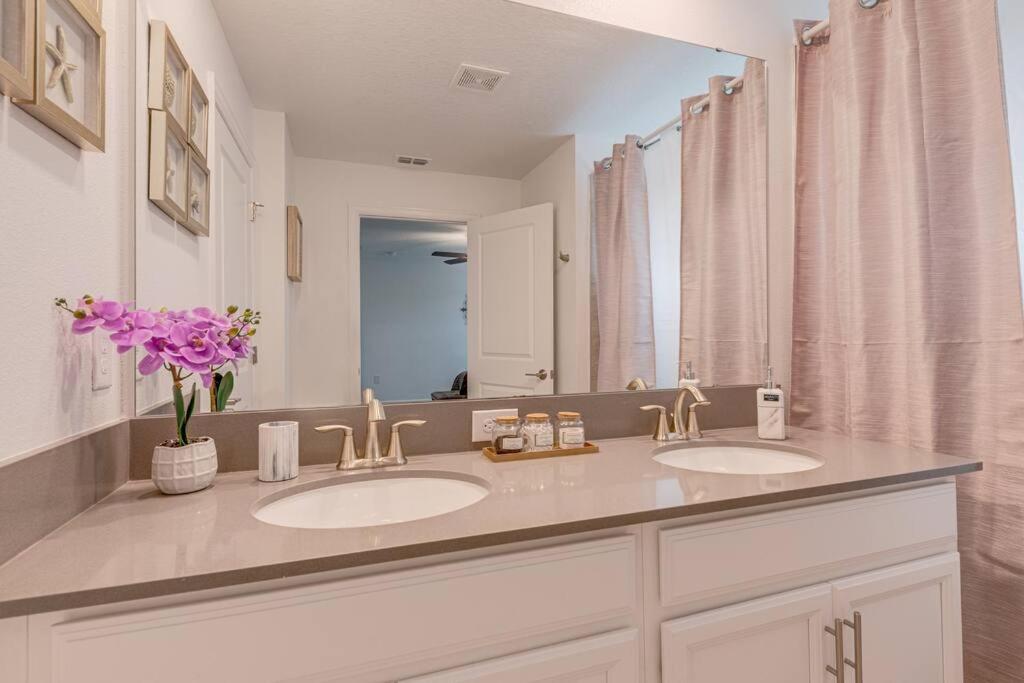 Newly Listed Townhouse Storey Lake, Free Waterpark Kissimmee Extérieur photo
